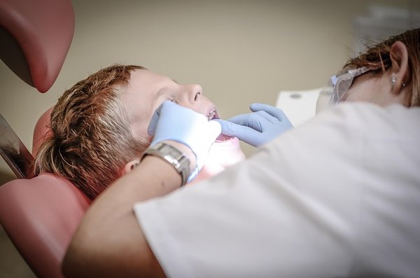 Dentiste à saint-lambert : votre partenaire pour un sourire sain